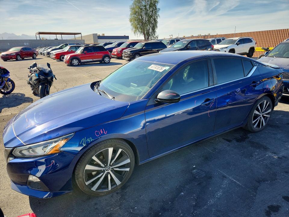 47741876 :رقم المزاد ، 1N4BL4CV7KC158471 vin ، 2019 Nissan Altima مزاد بيع