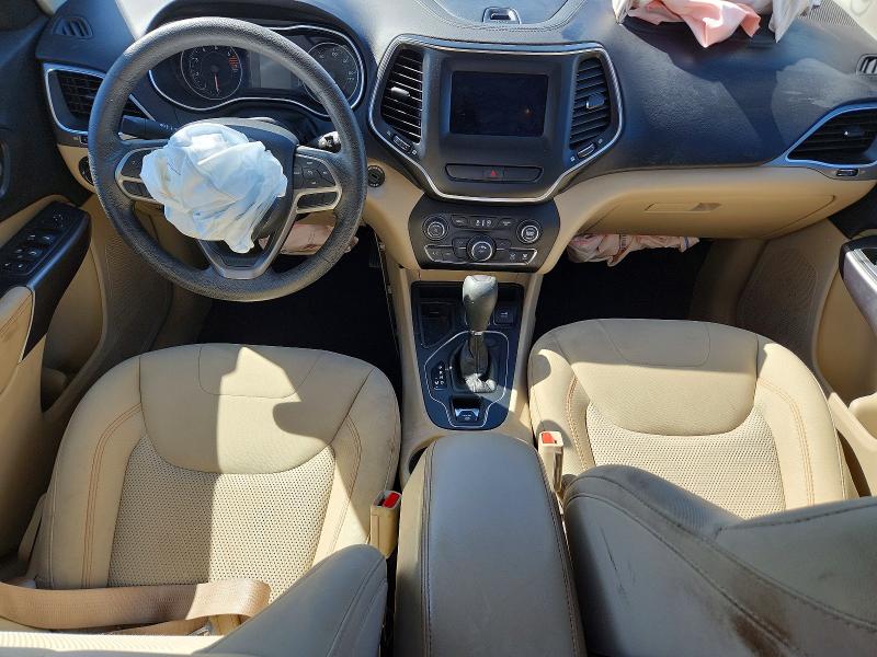 41657116 :رقم المزاد ، 1C4PJLCB7KD396384 vin ، 2019 Jeep Cherokee مزاد بيع