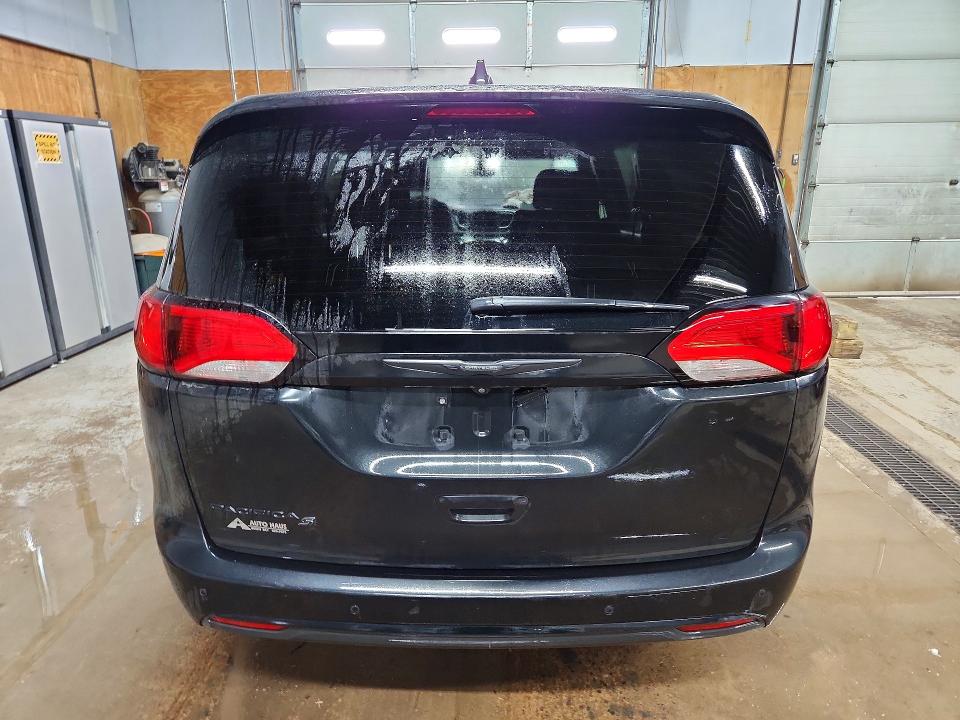 47604796 :رقم المزاد ، 2C4RC1FG4KR531851 vin ، 2019 Chrysler Pacifica مزاد بيع