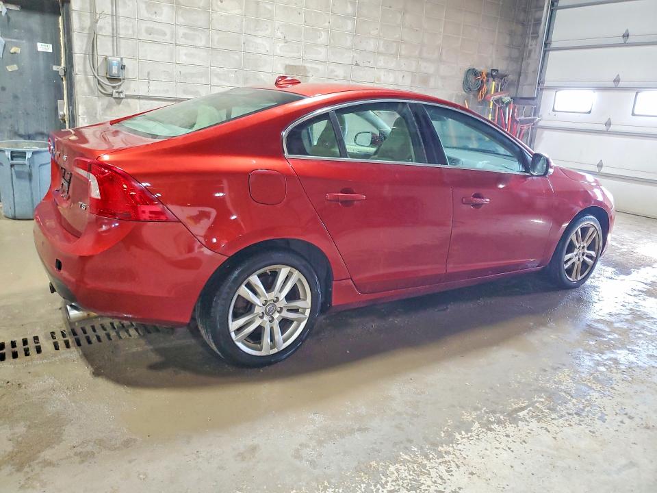 79855525 :رقم المزاد ، YV1612FS7D2189455 vin ، 2013 Volvo S60 مزاد بيع