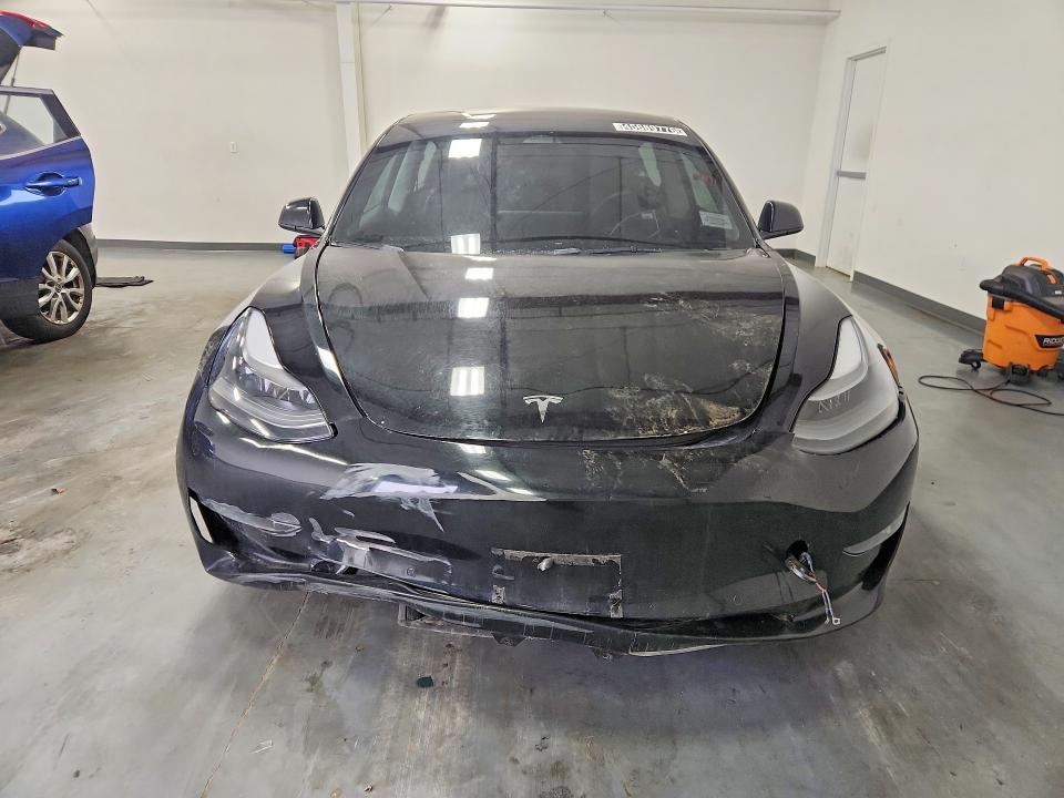 2022 Tesla Model 3 მანქანა იყიდება აუქციონზე, vin: 5YJ3E1EA3NF368526, აუქციონის ნომერი: 45689776