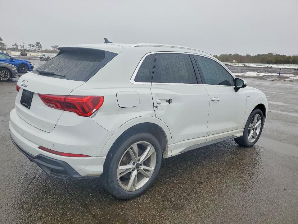 2022 Audi Q3 მანქანა იყიდება აუქციონზე, vin: WA1EECF30N1049561, აუქციონის ნომერი: 78312415