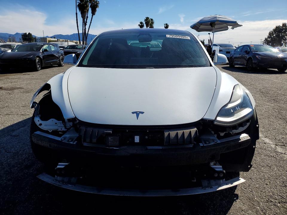 Продажа на аукционе авто 2018 Tesla Model 3, vin: 5YJ3E1EB6JF148428, номер лота: 79509405