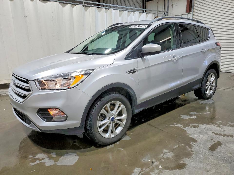 2018 Ford Escape მანქანა იყიდება აუქციონზე, vin: 1FMCU9GD5JUD35372, აუქციონის ნომერი: 41641516