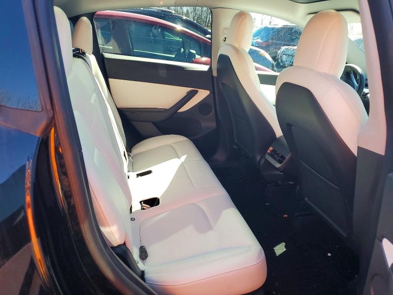 Продаж на аукціоні авто 2021 Tesla Model Y, vin: 5YJYGDEF4MF215858, номер лоту: 47553416