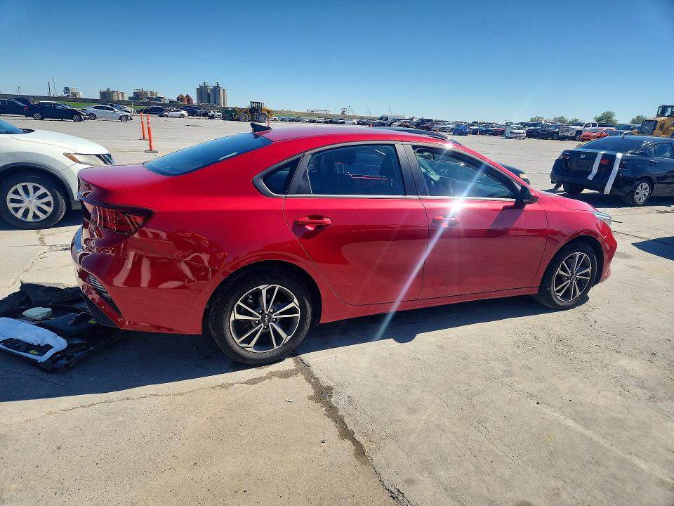 2024 Kia Forte მანქანა იყიდება აუქციონზე, vin: 3KPF24ADXRE809443, აუქციონის ნომერი: 41829766