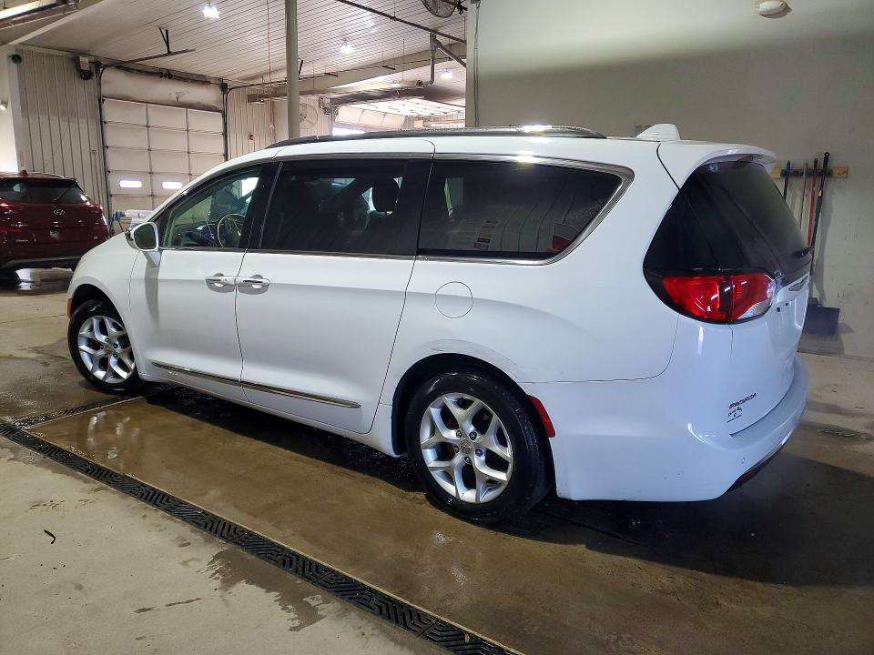 46457176 :رقم المزاد ، 2C4RC1GG1KR730337 vin ، 2019 Chrysler Pacifica مزاد بيع