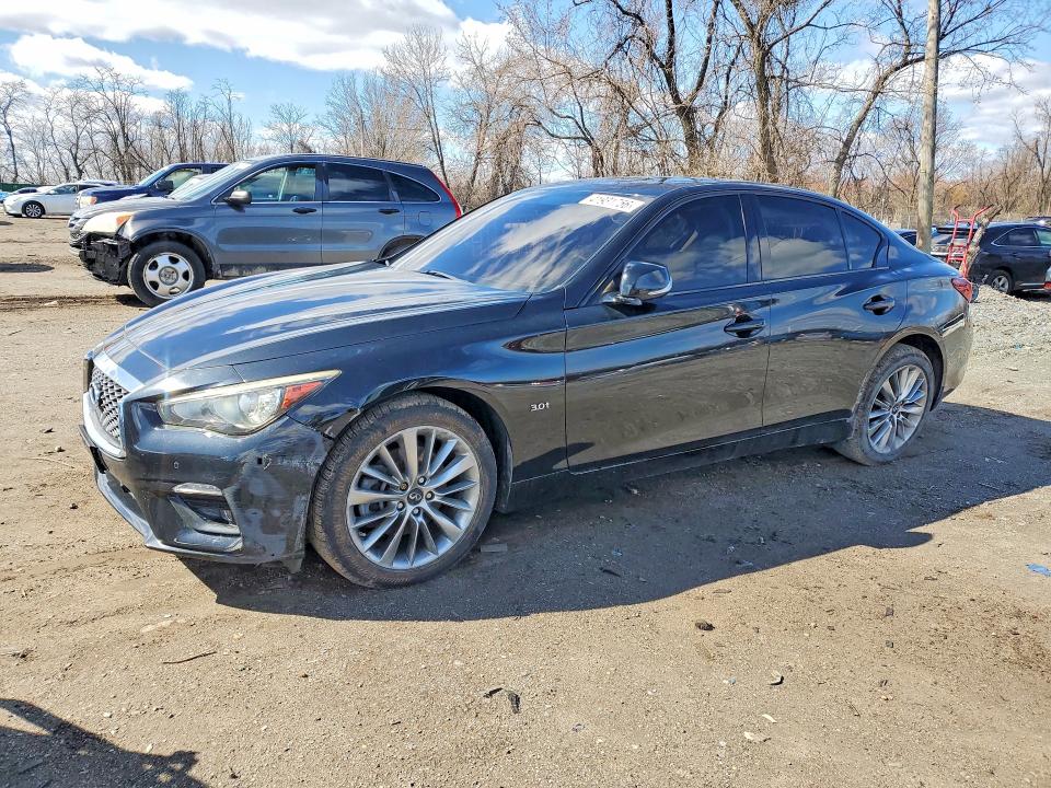 41931756 :رقم المزاد ، JN1EV7AR7JM436435 vin ، 2018 Infiniti Q50 مزاد بيع