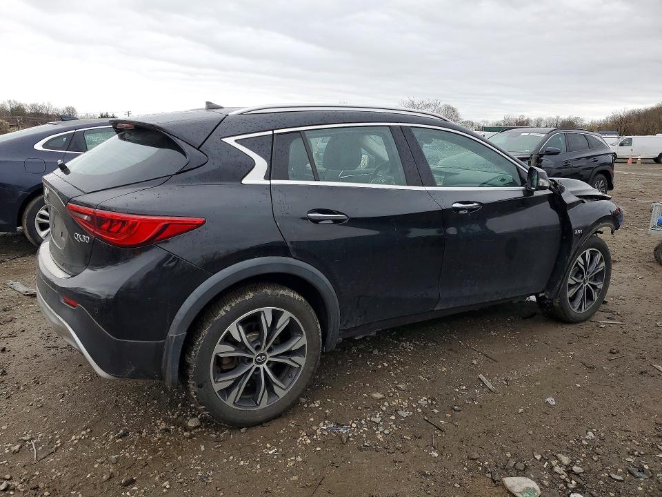 47561356 :رقم المزاد ، SJKCH5CR5JA055257 vin ، 2018 Infiniti Qx30 مزاد بيع