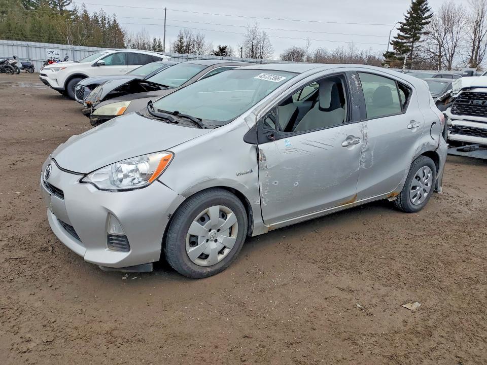 45737396 :رقم المزاد ، JTDKDTB37D1540208 vin ، 2013 Toyota Prius C مزاد بيع