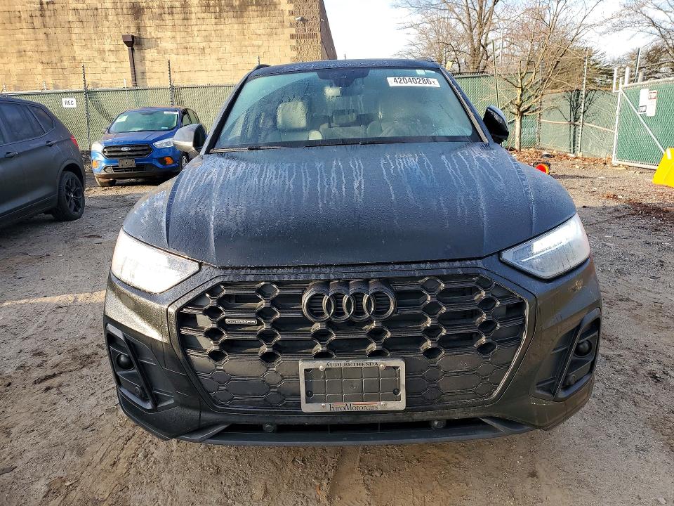 42040286 :رقم المزاد ، WA1GAAFY4R2106817 vin ، 2024 Audi Q5 مزاد بيع