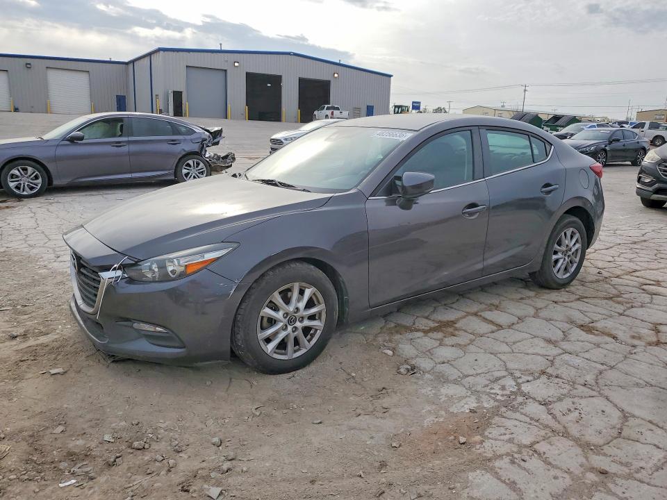 Aukcja sprzedaży 2018 Mazda 3, vin: 3MZBN1U77JM228564, numer aukcji: 48256636