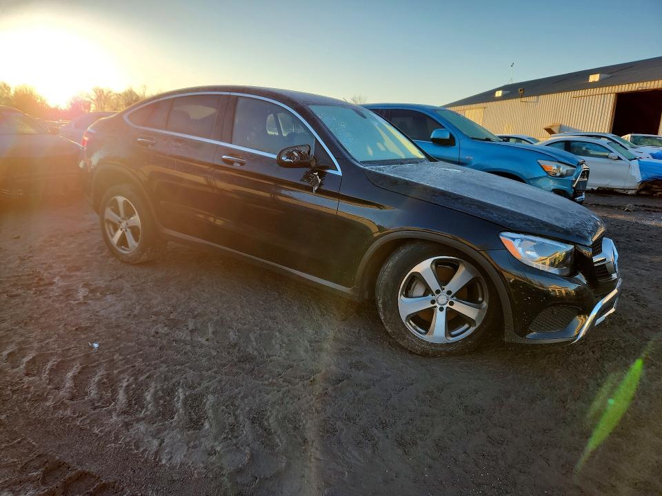 2017 Mercedes-benz Glc Coupe მანქანა იყიდება აუქციონზე, vin: WDC0J4KBXHF201054, აუქციონის ნომერი: 76714345