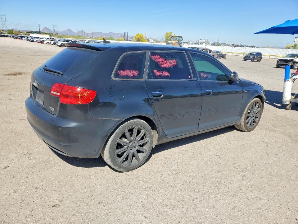 Продажа на аукционе авто 2013 Audi A3, vin: WAUMFAFM3DA029988, номер лота: 46936466