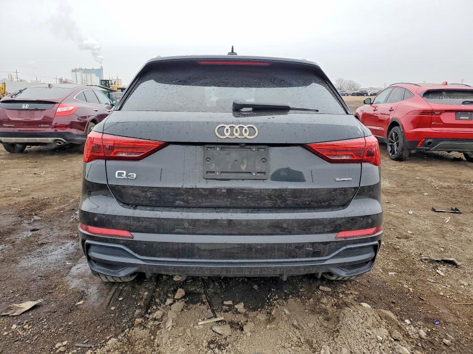 79368525 :رقم المزاد ، WA1EECF38L1086452 vin ، 2020 Audi Q3 مزاد بيع