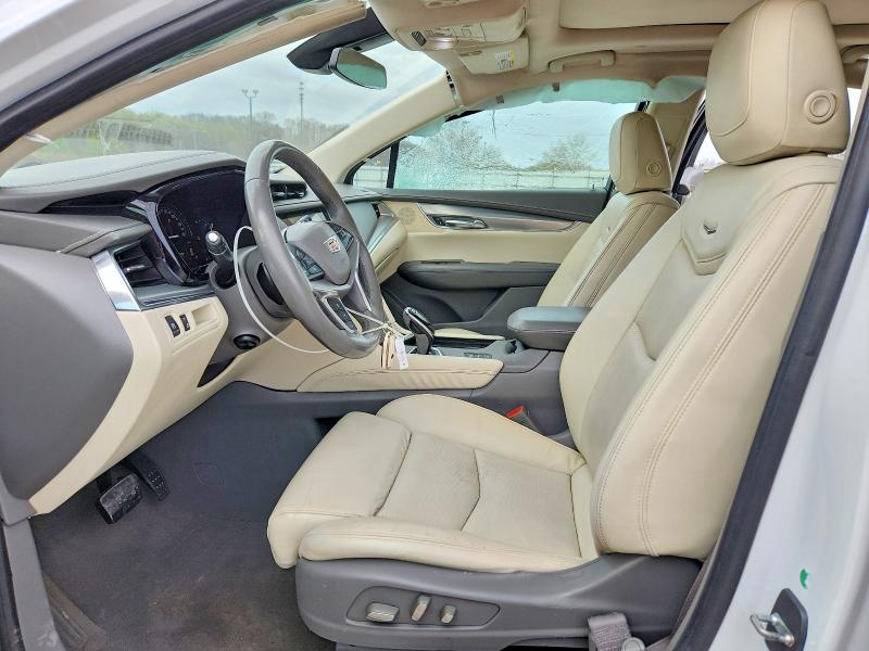 47560316 :رقم المزاد ، 1GYKNDRS9HZ293663 vin ، 2017 Cadillac Xt5 مزاد بيع