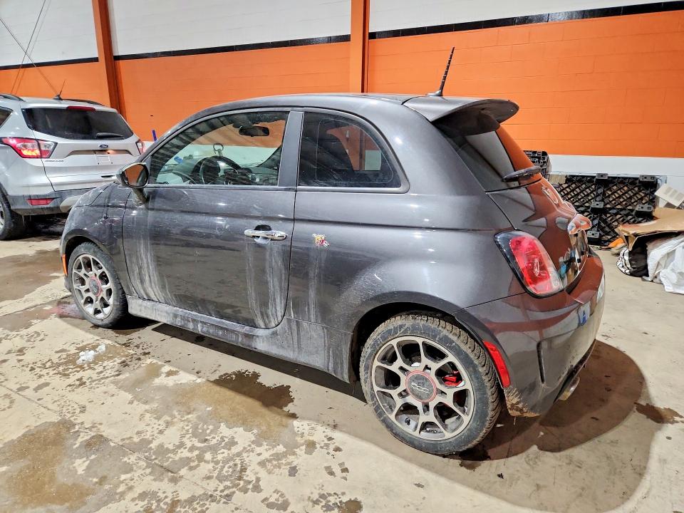 47642806 :رقم المزاد ، 3C3CFFFH3FT621888 vin ، 2015 Fiat 500 مزاد بيع