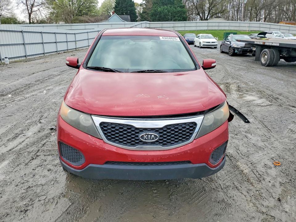 2011 Kia Sorento მანქანა იყიდება აუქციონზე, vin: 5XYKT3A11BG010364, აუქციონის ნომერი: 45658826