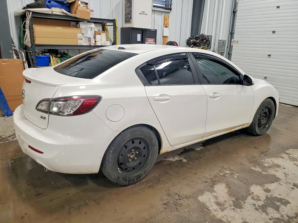 41951546 :رقم المزاد ، JM1BL1W54B1394110 vin ، 2011 Mazda 3 مزاد بيع
