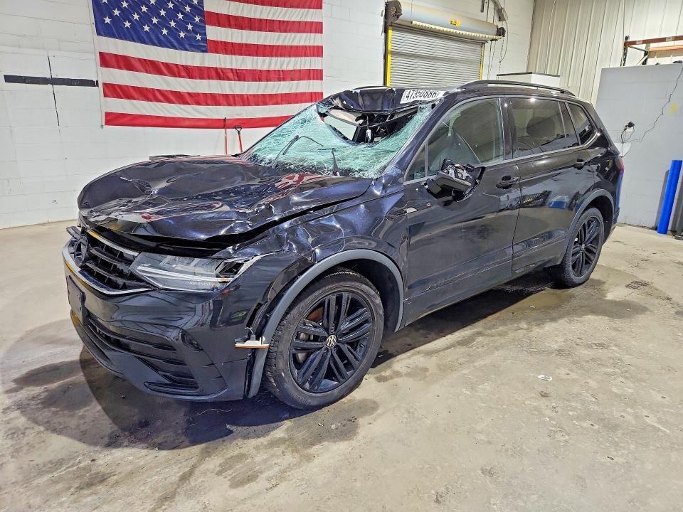 47350886 :رقم المزاد ، 3VV8B7AX0NM003987 vin ، 2022 Volkswagen Tiguan مزاد بيع
