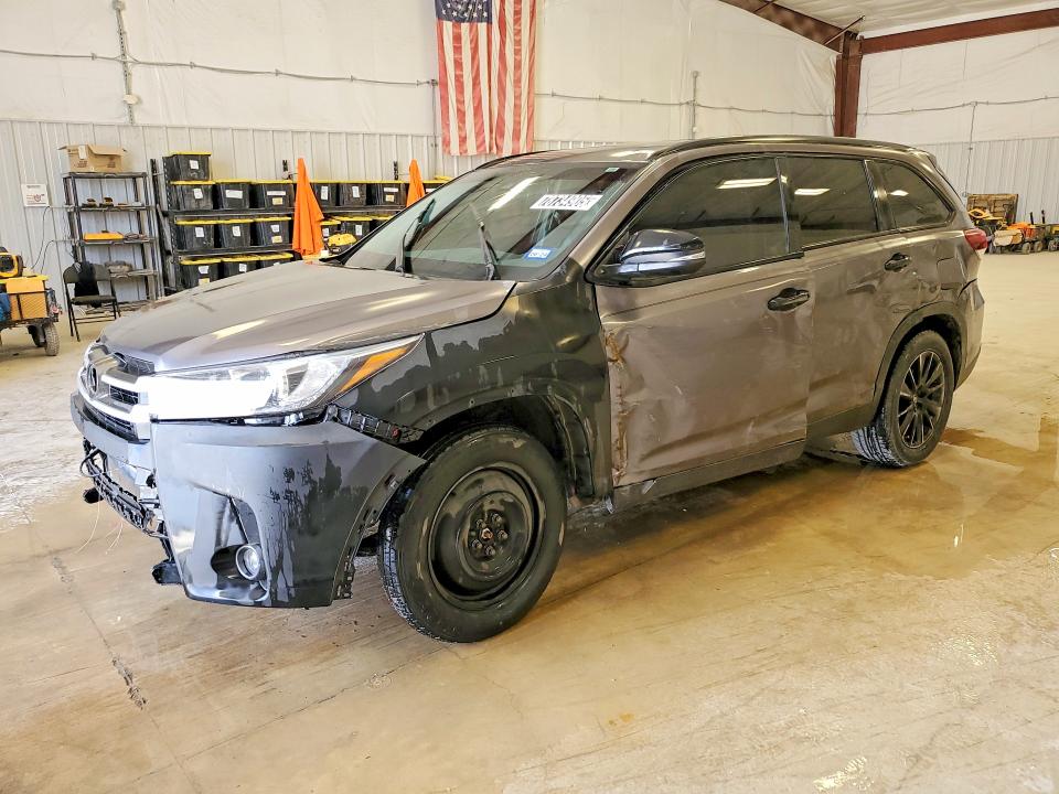 78734905 :رقم المزاد ، 5TDKZRFH9KS321874 vin ، 2019 Toyota Highlander مزاد بيع