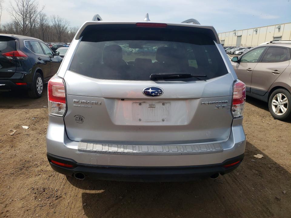 47869636 :رقم المزاد ، JF2SJGEC2JH435575 vin ، 2018 Subaru Forester مزاد بيع