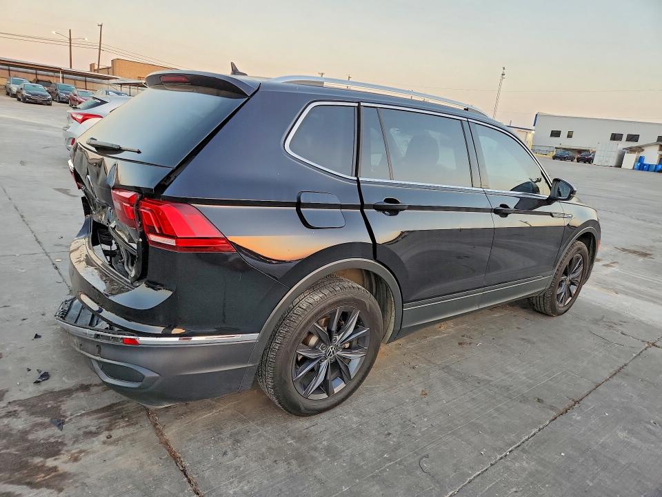 47541036 :رقم المزاد ، 3VV3B7AX0NM013381 vin ، 2022 Volkswagen Tiguan مزاد بيع