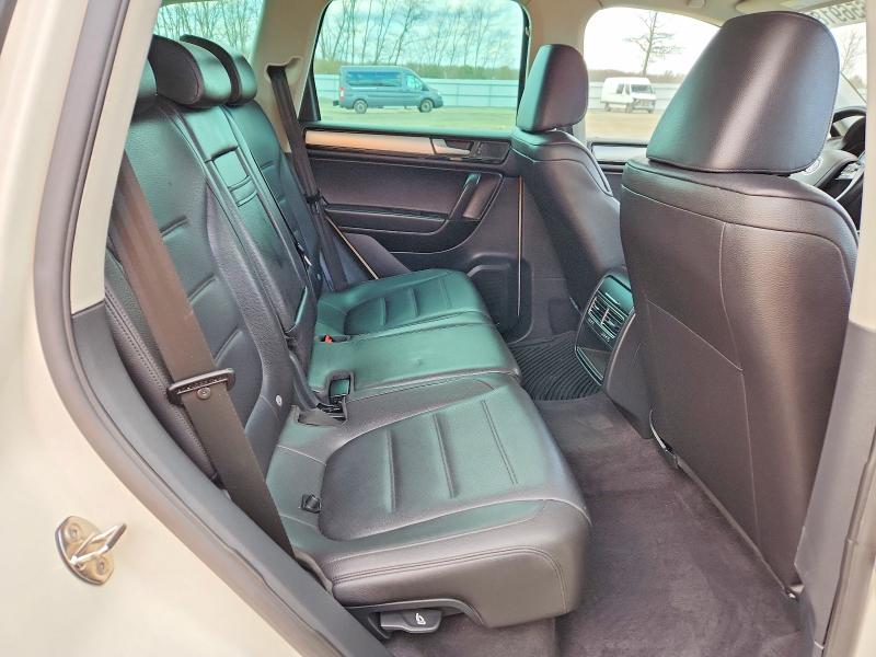 46569186 :رقم المزاد ، WVGFF9BP5BD002471 vin ، 2011 Volkswagen Touareg مزاد بيع