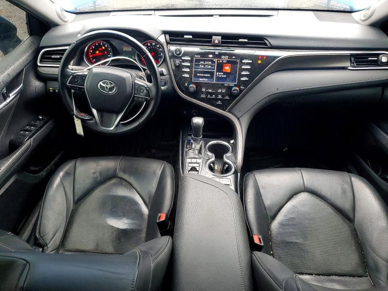 46529106 :رقم المزاد ، 4T1BZ1HK3JU003829 vin ، 2018 Toyota Camry مزاد بيع