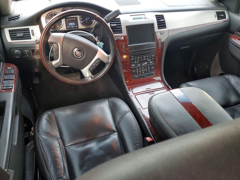 Продажа на аукционе авто 2011 Cadillac Escalade, vin: 1GYS4BEFXBR321560, номер лота: 46525446