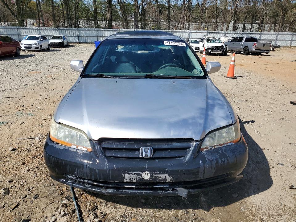 47168386 :رقم المزاد ، JHMCG56722C028215 vin ، 2002 Honda Accord مزاد بيع