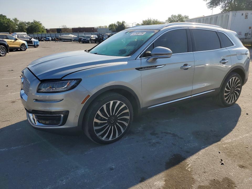 47500726 :رقم المزاد ، 2LMPJ9JP8LBL04661 vin ، 2020 Lincoln Nautilus مزاد بيع