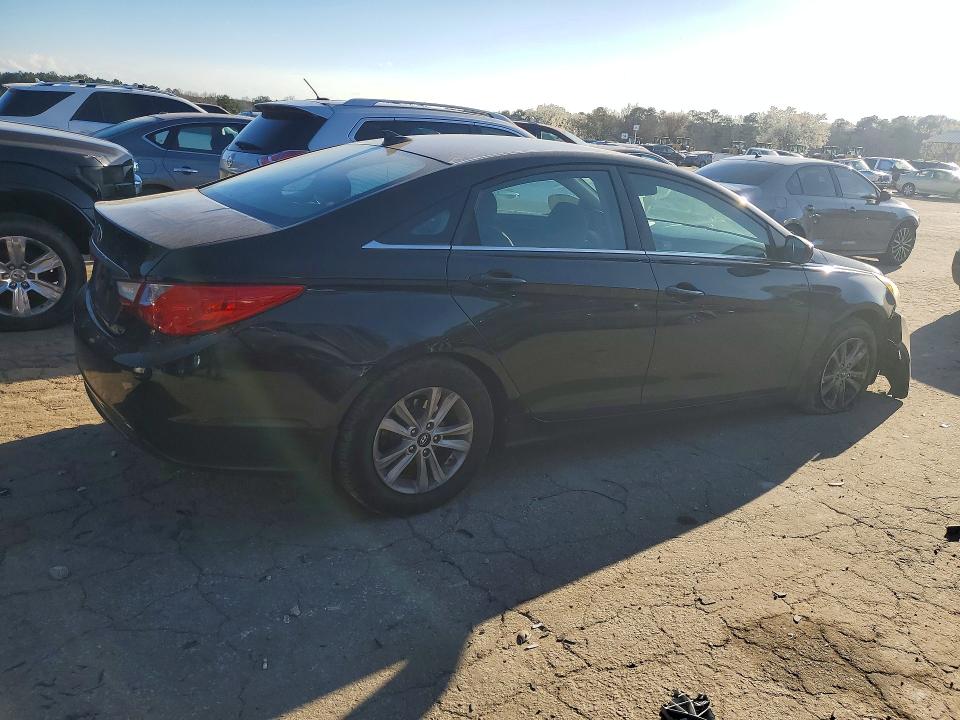 79801875 :رقم المزاد ، 5NPEB4ACXDH520585 vin ، 2013 Hyundai Sonata مزاد بيع