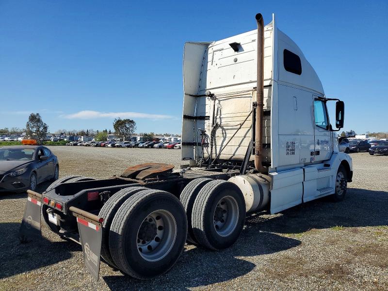 Aukcja sprzedaży 2014 Volvo Vn, vin: 4V4NC9EH7EN174971, numer aukcji: 76956585