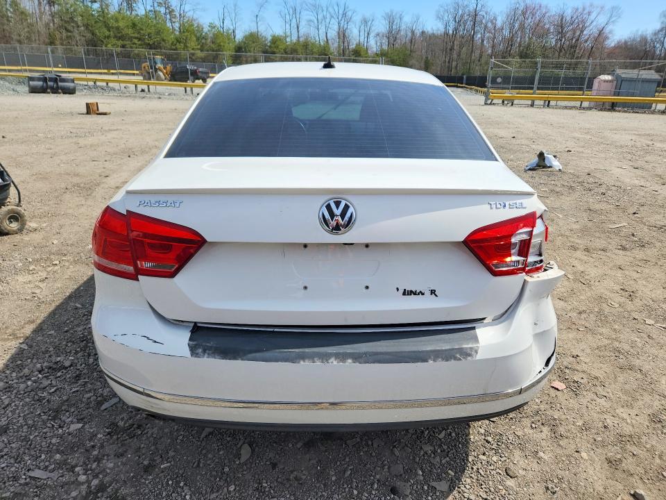 Продаж на аукціоні авто 2015 Volkswagen Passat, vin: 1VWCV7A35FC071862, номер лоту: 47120216