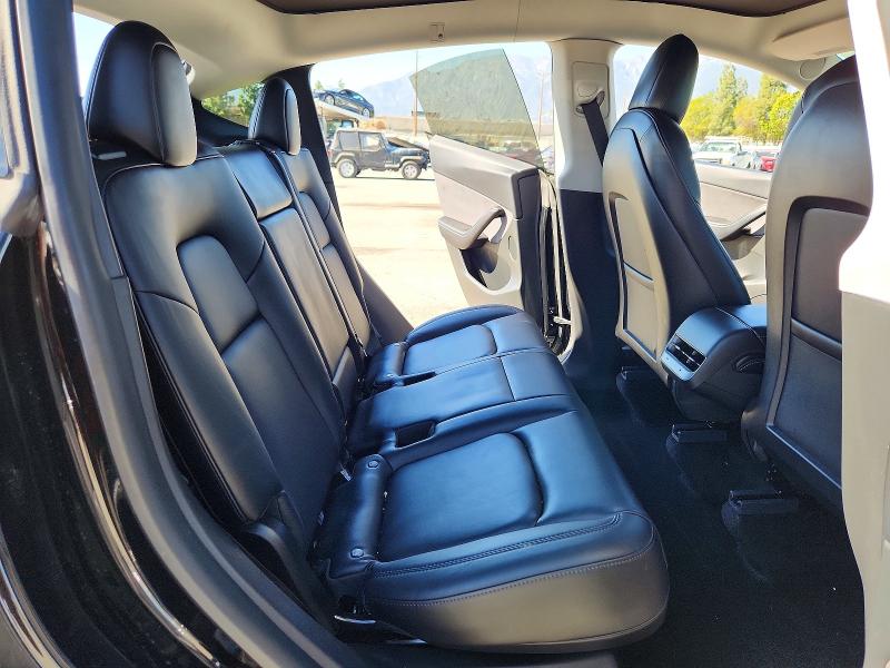 2021 Tesla Model Y მანქანა იყიდება აუქციონზე, vin: 5YJYGDEE3MF305123, აუქციონის ნომერი: 45875966