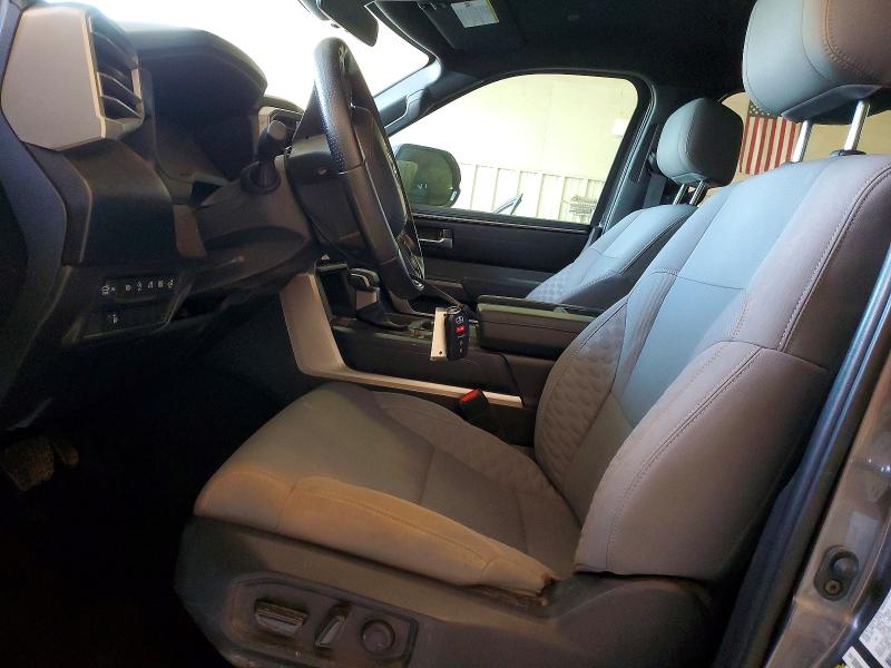 Продаж на аукціоні авто 2025 Toyota Tundra, vin: 5TFLA5DB4SX333492, номер лоту: 46975596