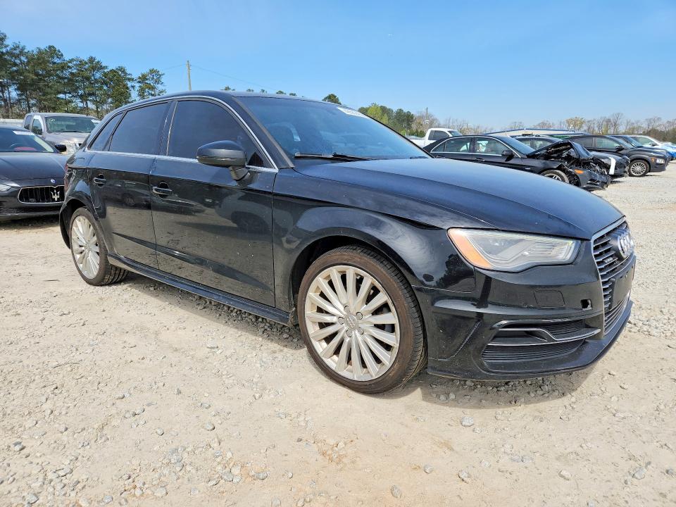 Продажа на аукционе авто 2016 Audi A3, vin: WAUTPBFF7GA024328, номер лота: 46582466