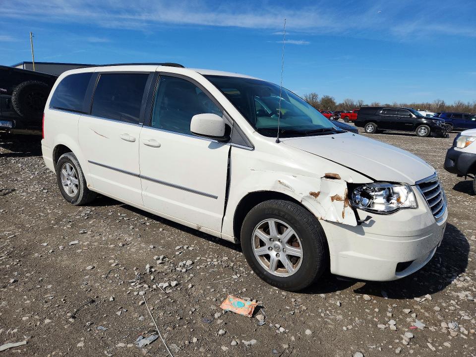 2010 Chrysler Town & Country მანქანა იყიდება აუქციონზე, vin: 2A4RR5D18AR336932, აუქციონის ნომერი: 47189446