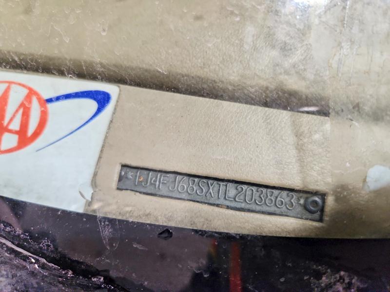 46069296 :رقم المزاد ، 1J4FJ68SXTL203863 vin ، 1996 Jeep Cherokee مزاد بيع