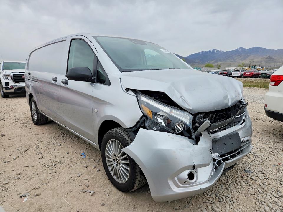 47450876 :رقم المزاد ، W1YV0CEY7P4322509 vin ، 2023 Mercedes-benz Metris مزاد بيع