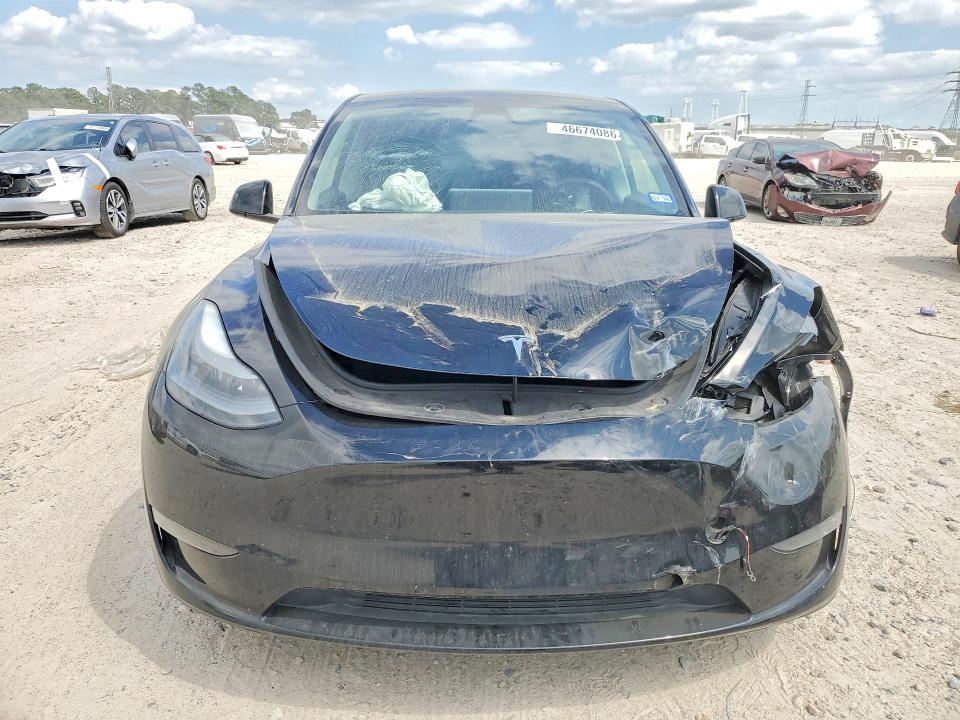 46674086 :رقم المزاد ، 7SAYGDEEXRA299795 vin ، 2024 Tesla Model Y مزاد بيع