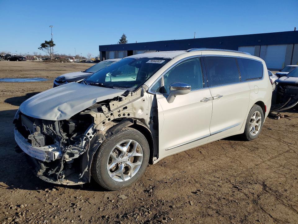 79564085 :رقم المزاد ، 2C4RC1GG0LR100598 vin ، 2020 Chrysler Pacifica مزاد بيع