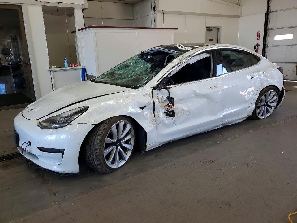 Aukcja sprzedaży 2018 Tesla Model 3, vin: 5YJ3E1EB8JF121988, numer aukcji: 47368286