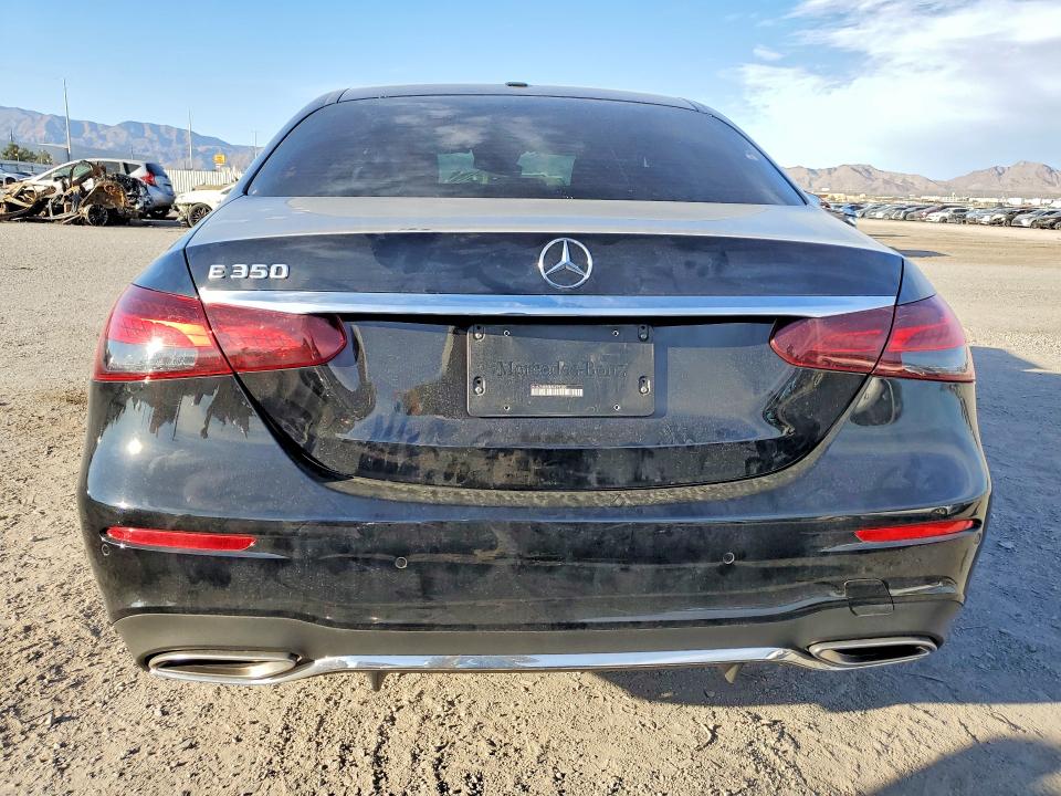 2021 Mercedes-benz E მანქანა იყიდება აუქციონზე, vin: W1KZF8DB0MA979380, აუქციონის ნომერი: 41805316