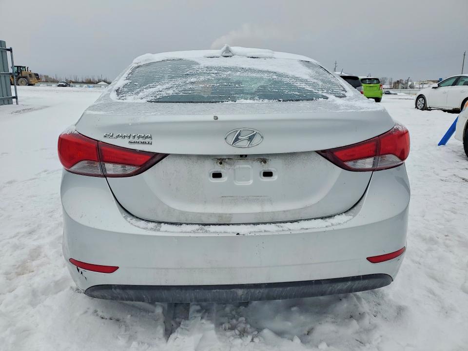 46609686 :رقم المزاد ، KMHDH4AE3GU581987 vin ، 2016 Hyundai Elantra مزاد بيع