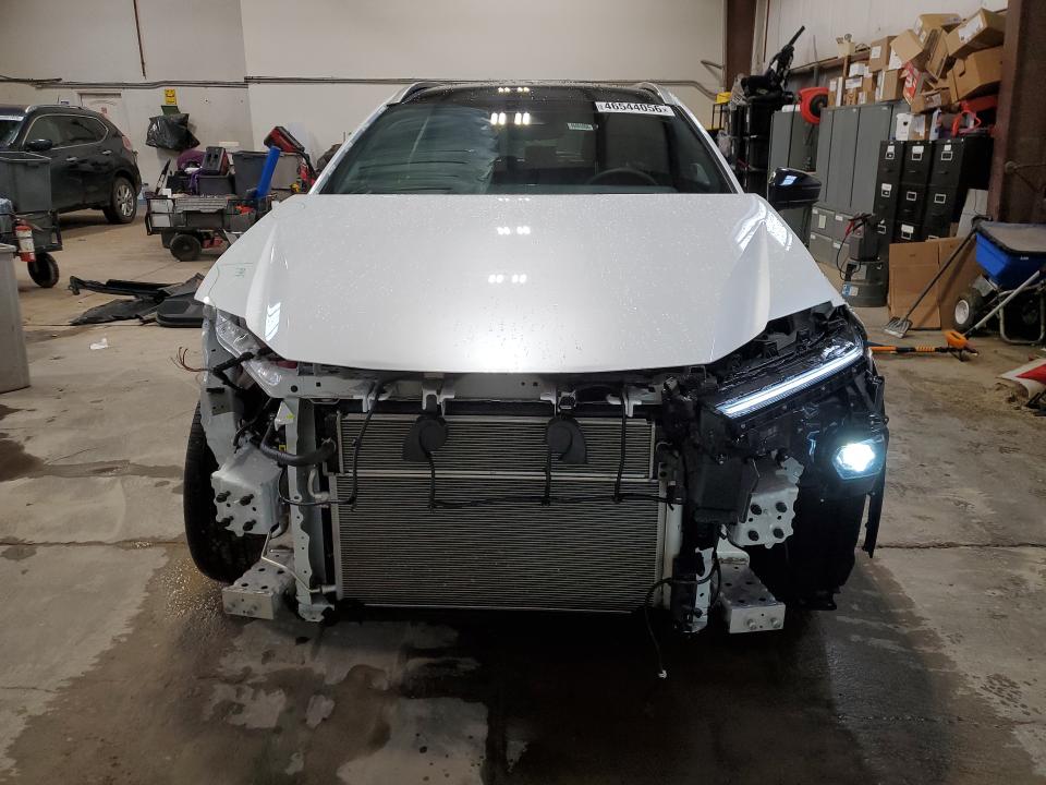 46544056 :رقم المزاد ، JTDACAAJ7S3035063 vin ، 2025 Toyota Crown Signia مزاد بيع