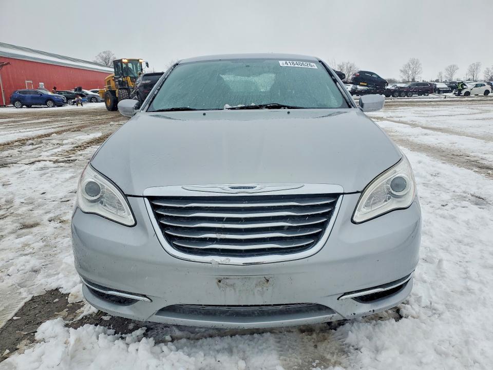 41840626 :رقم المزاد ، 1C3CCBAB1EN232122 vin ، 2014 Chrysler 200 مزاد بيع