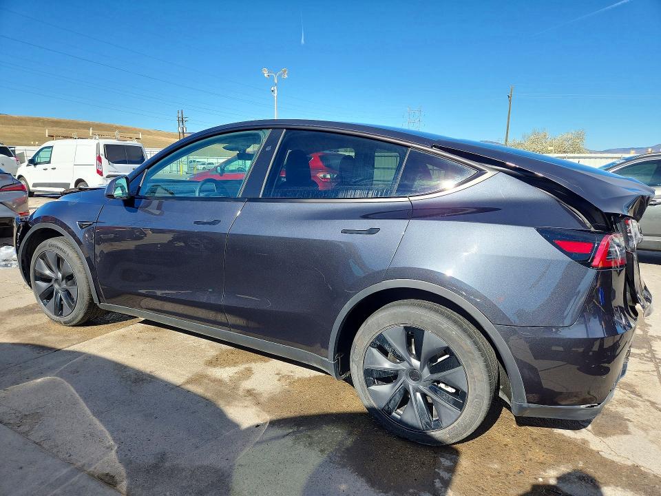 46730216 :رقم المزاد ، 7SAYGDEE3SF281776 vin ، 2025 Tesla Model Y مزاد بيع