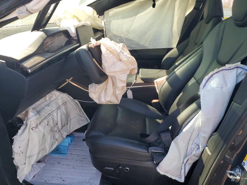 46887826 :رقم المزاد ، 7SAXCBE57PF370253 vin ، 2023 Tesla Model X مزاد بيع
